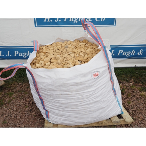 889 - Bag of Cotswold stone chippings