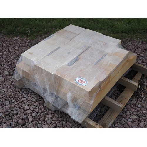 937 - Pallet of rise of stone coins 5m