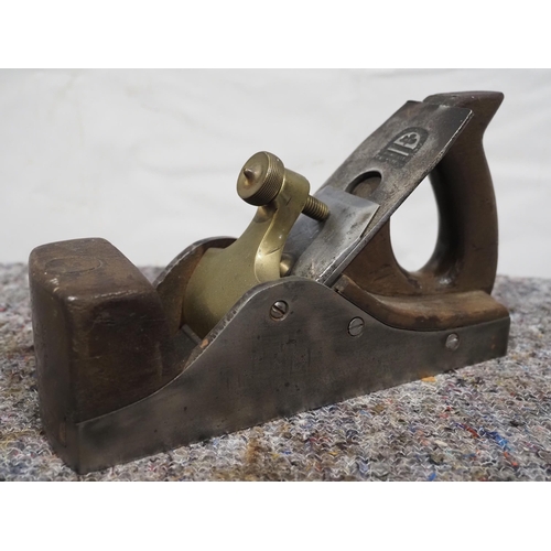 251 - Heavy smoothing plane with Ward iron