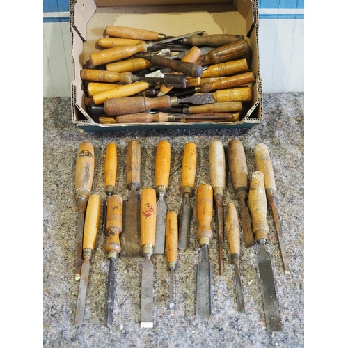 456 - Wood chisels to include Marples - approx 50