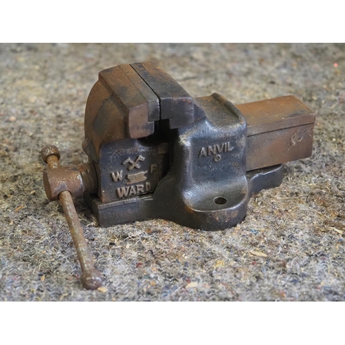 465 - Ward anvil vice