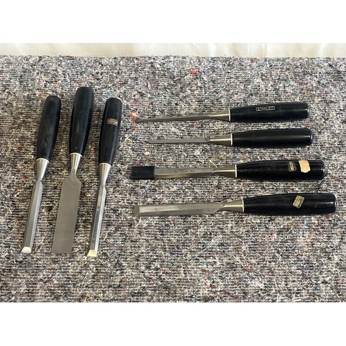 644 - Set of 7 Stanley chisels ⅛
