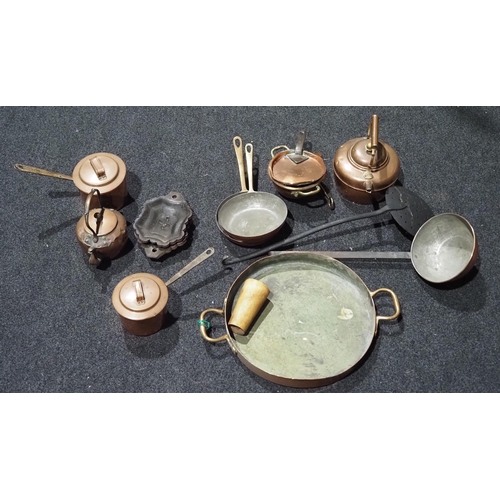 563 - Copper kettle, pots, pans, etc.