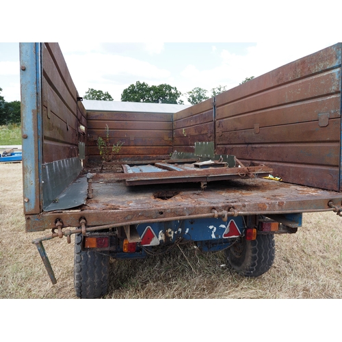 341 - Twin axle tipping trailer