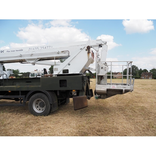 351 - Volvo FL6 26 meter cherry picker lorry. 1988. Runs and drives, showing 720032 kms, hydraulic work pl... 