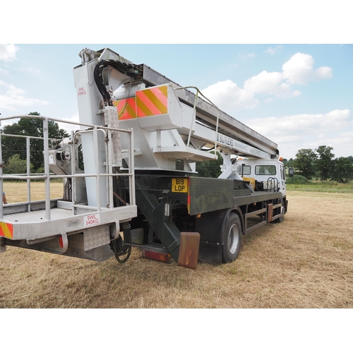 351 - Volvo FL6 26 meter cherry picker lorry. 1988. Runs and drives, showing 720032 kms, hydraulic work pl... 