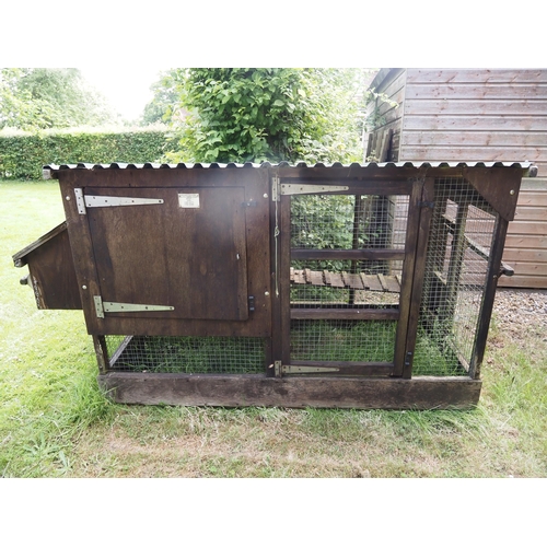 356 - Wallace Fox chicken coop 78 x 36