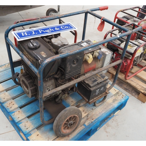 516 - Honda diesel generator 110/240V, electric start