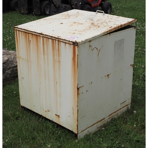 375 - Metal lidded bin