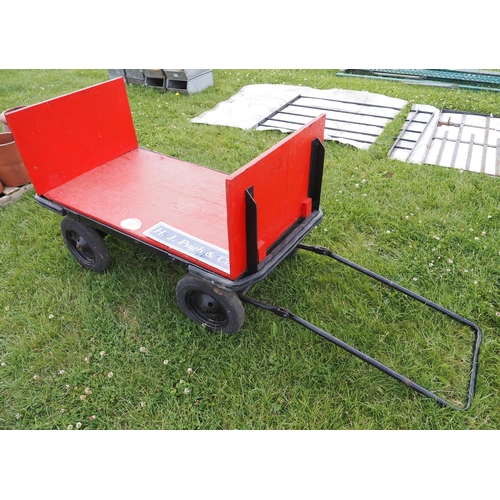 55 - 4 Wheel garden trolley