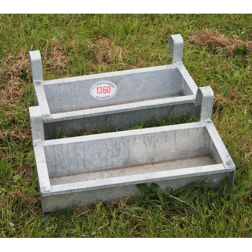 1360 - Galvanised hook on trough 2ft