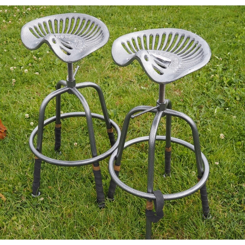 36 - Heavy duty tractor seat stools - 2