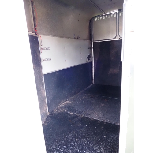 1656 - Ifor Williams HB510R horse box. Alloy floor, all works as it should