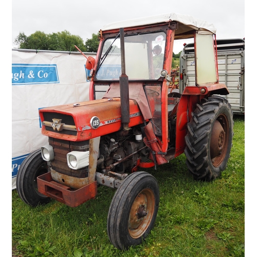 1691 - Massey Ferguson 135 tractor. Showing 4669 hours. Reg. HFO 382N