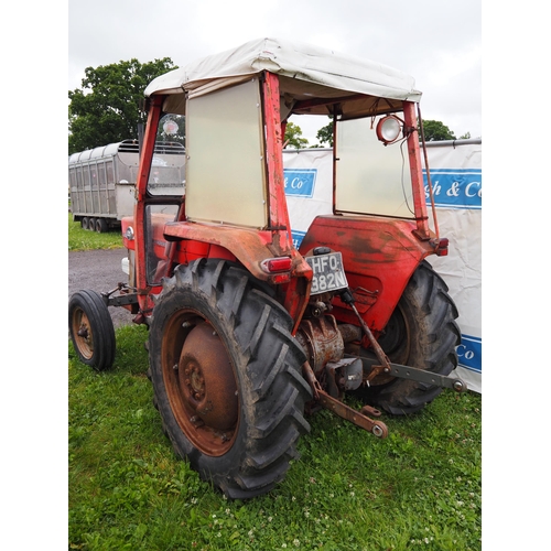 1691 - Massey Ferguson 135 tractor. Showing 4669 hours. Reg. HFO 382N