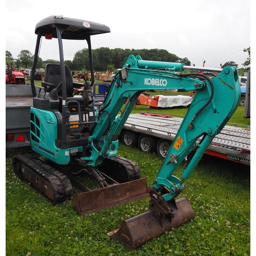 1702 - Kobelco SK17 SR-3 mini digger. 2018. Extending tracks, showing 1038 hours. Key in office