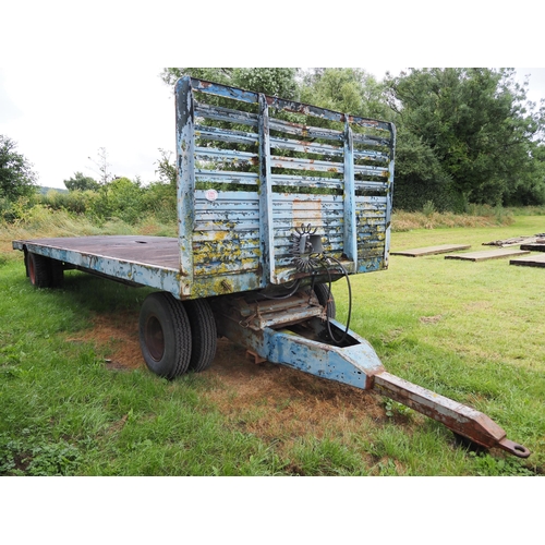 1721 - 4 Wheel flatbed trailer