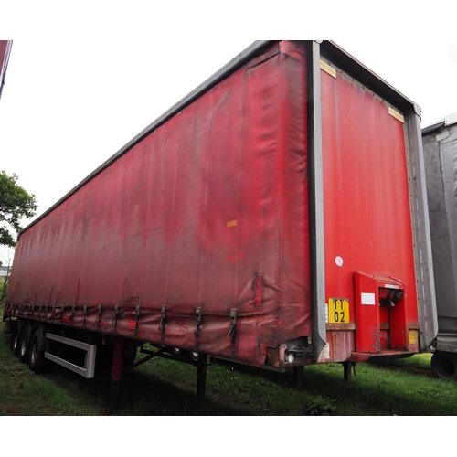 1723 - Artic tri axle curtainside trailer 4.2m