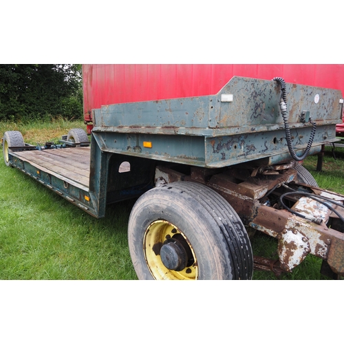 1725 - Swan neck low load farm trailer