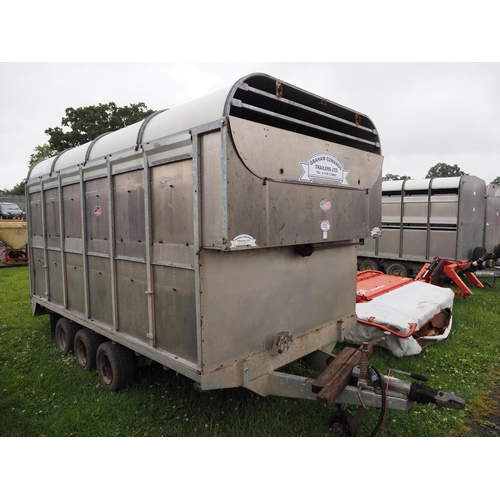 1765 - Graham Edwards tri axle trailer and livestock container