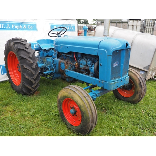 1793 - Fordson Major tractor. No docs