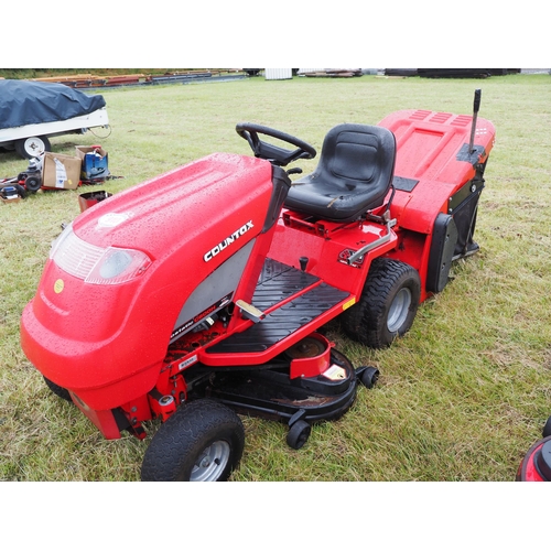 910 - Countax C600H ride on mower. Key in office
