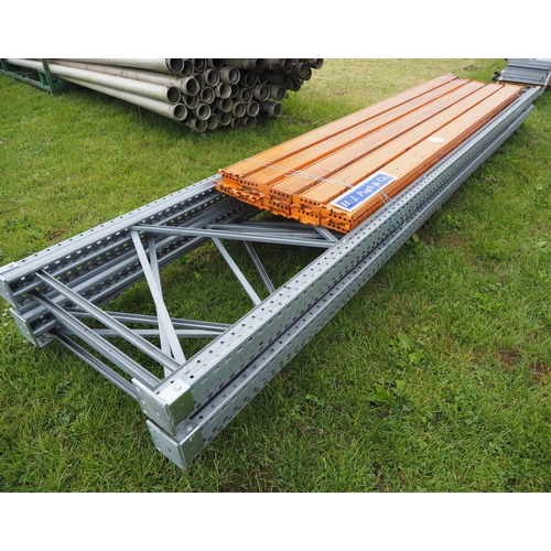 1439 - Racking uprights 5m - 4 + crossmembers - 10