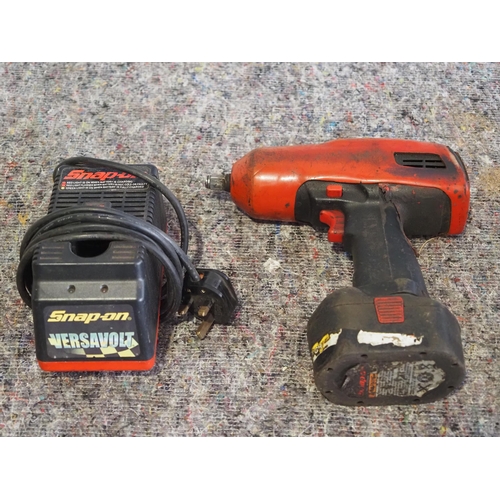 3102 - Snap On cordless impact wrench and charger