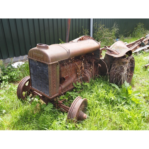 374 - Fordson Standard N tractor. Spares