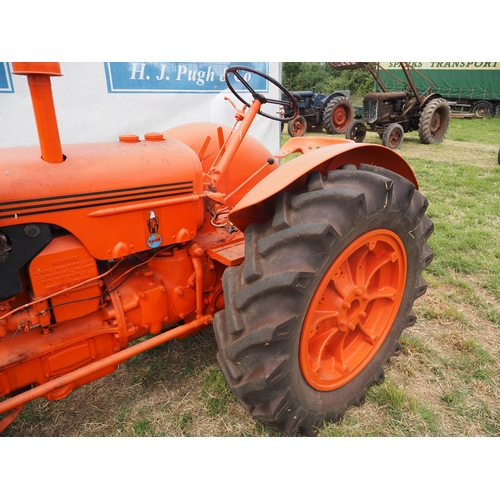 348 - Case D tractor, electric conversion. Dynamo and starter. SN 4400808. Reg 227 UXE. V5c in office
