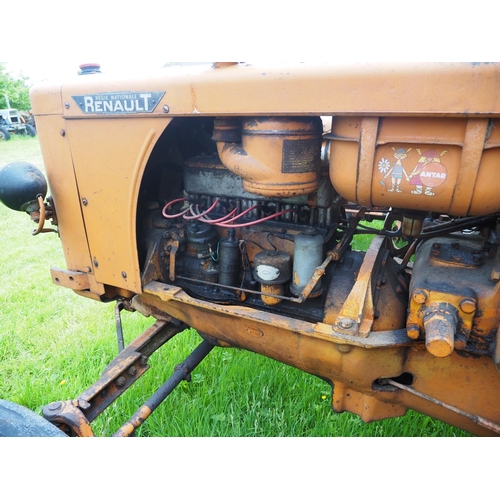 118 - Renault R3046 1739 tractor. S/n 2119888. Original condition