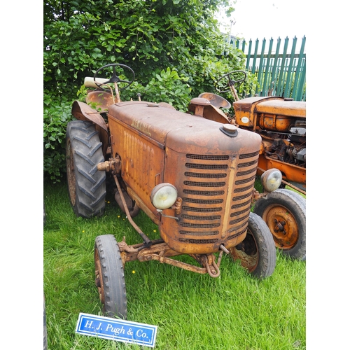 120 - Renault R3044611 tractor. S/n 1412112. Original condition