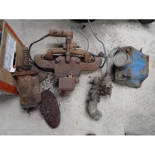 452 - Fordson tractor manifold and other spares