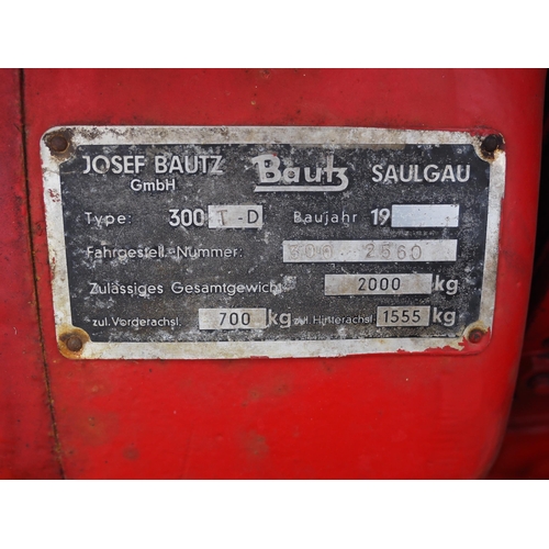 87 - Bautz 300TD tractor. Fitted with MWM diesel engine. S/n 300-2560