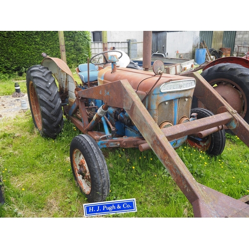 99 - Fordson Super Dexta tractor. Fitted with Horndraulic loader and bucket and roll bar