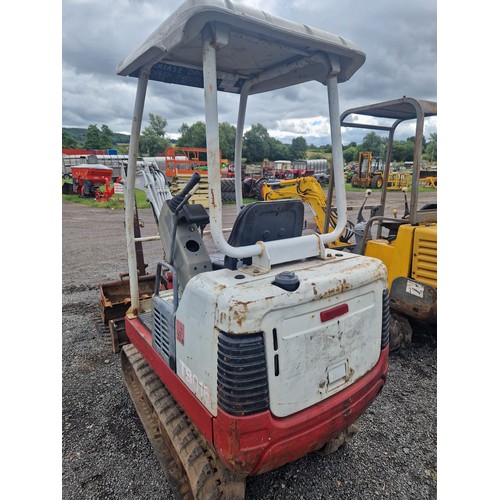 1775 - Takeuchi TB016 mini digger with 3 buckets and hitch. Key in office