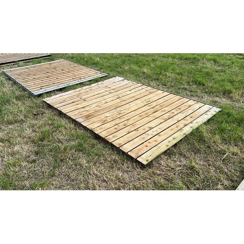 532 - Wooden fence panels 8ft -2