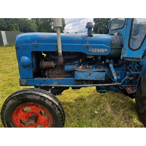 1719 - Early Fordson Major tractor. Runs, drives and starts well, flat top version, no hydraulics. Very goo... 