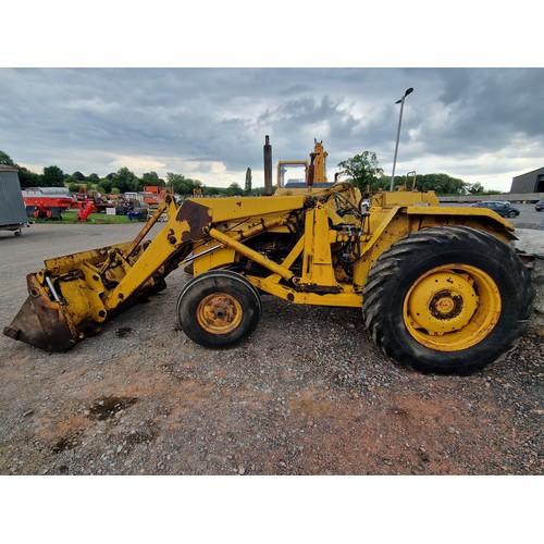 1778 - Massey Ferguson loader tractor with 4 in 1 bucket and rear weight. Runs and drives