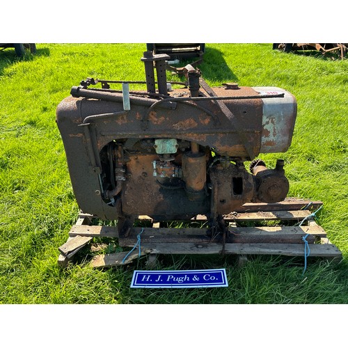 310 - Allis Chalmers engine to suit roto baler