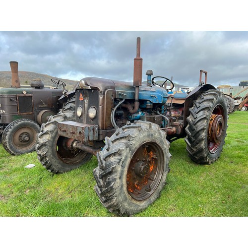 Roadless Fordson Super Major. 1961. Working order, recent half shafts ...