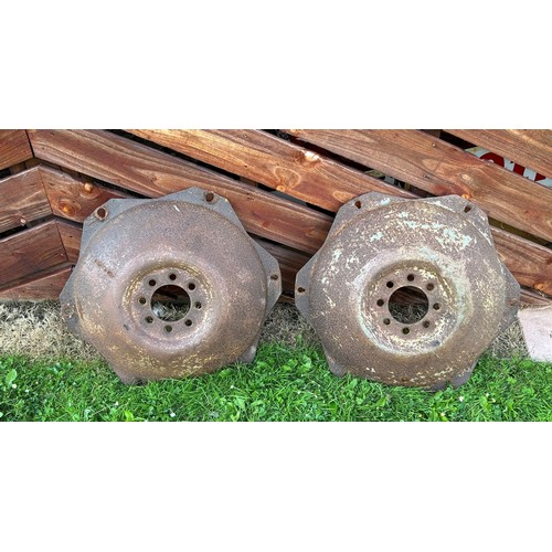 Massey Ferguson 35 rear wheel centers