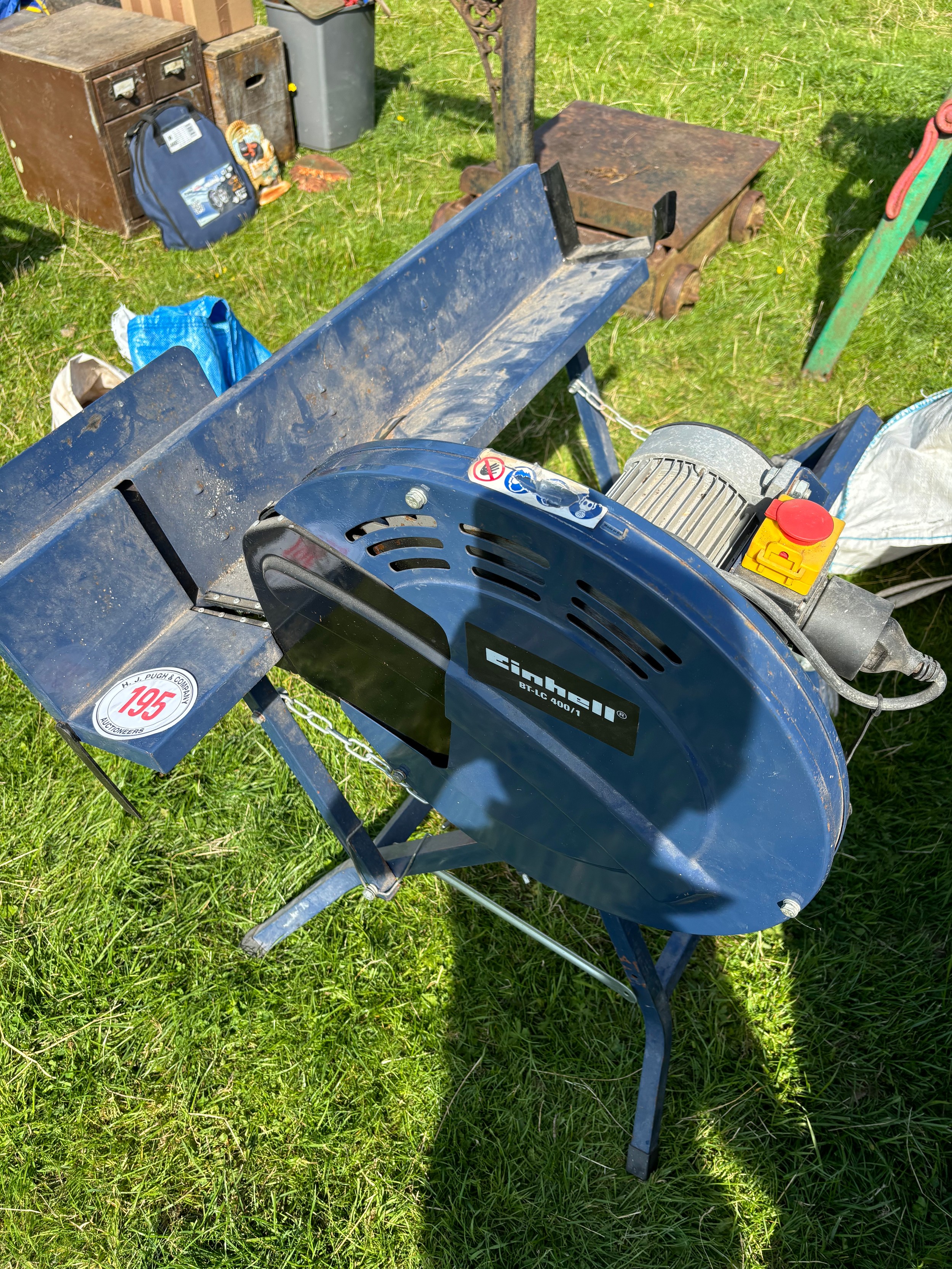 Machine Mart 240V log saw