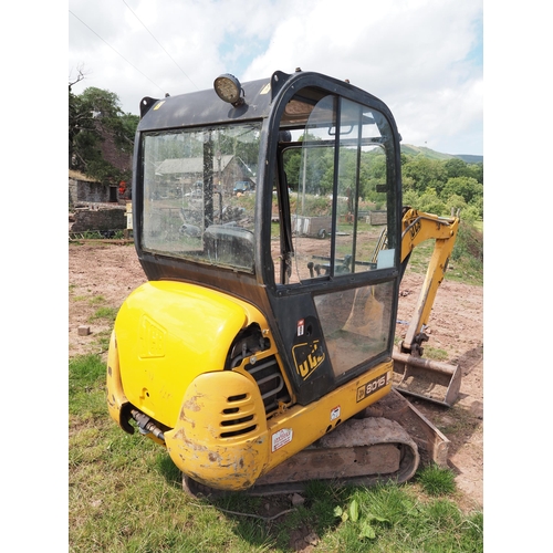 182 - JCB 8015 mini digger. In working order. Showing 3055 hours. C/w 5 buckets and quick hitch. 1 owner f... 