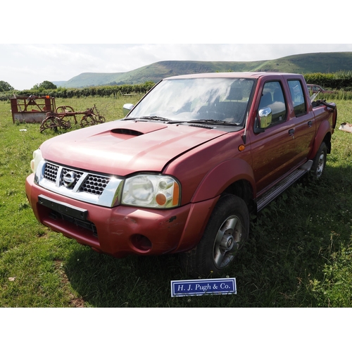 195 - Nissan Navara 2.5DI pickup. Reg. KR52 WZC