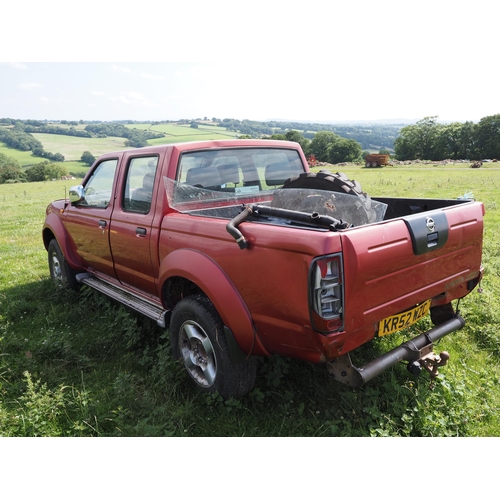 195 - Nissan Navara 2.5DI pickup. Reg. KR52 WZC