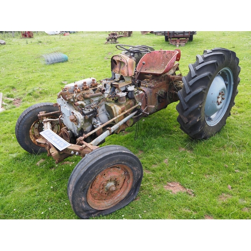 189 - Massey Ferguson 35 3 cylinder tractor, parts