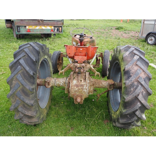 189 - Massey Ferguson 35 3 cylinder tractor, parts