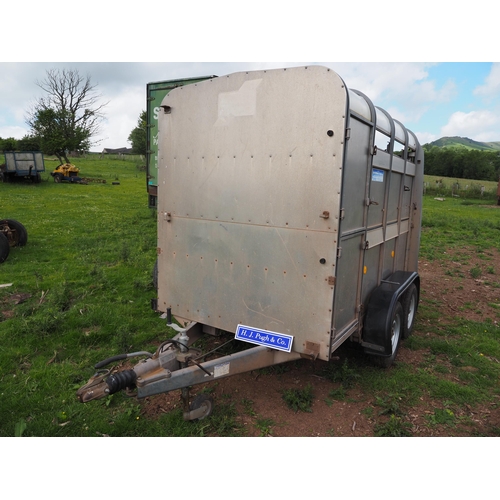 197 - Ifor Williams TA5G-8ft livestock trailer. Fitted with decks and partition gate. New brakes and rear ... 