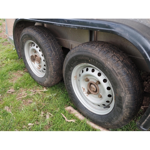 197 - Ifor Williams TA5G-8ft livestock trailer. Fitted with decks and partition gate. New brakes and rear ... 